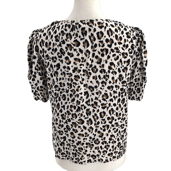 Saltwater Luxe Womens Size Small Short Sleeve Mora Blouse Animal Print - Picture 5 of 11